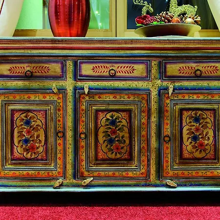 Garni Urezza Hotel 4*