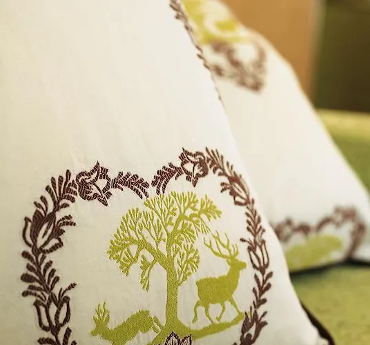 Hotel Garni Urezza 4*