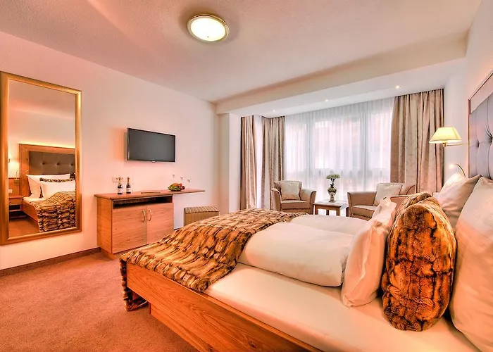 Hotel Garni Urezza Ischgl