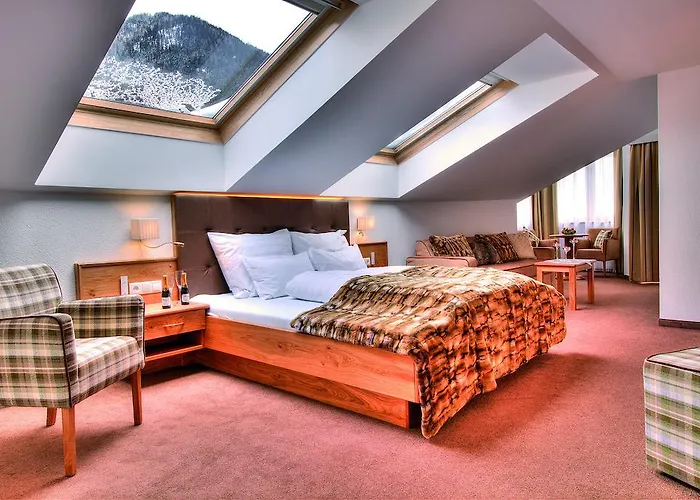 Hotel Garni Urezza 4*