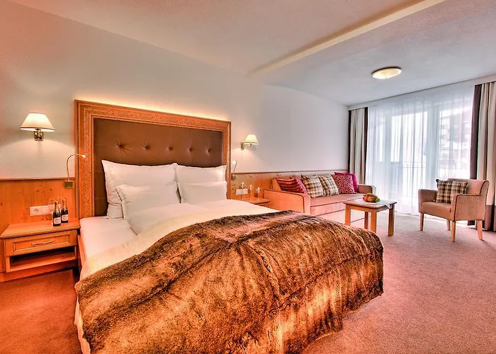 Hotel Garni Urezza Ischgl